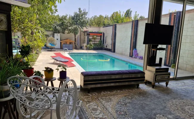 ویلا استخردار آبگرم عمارت شاهنشاهی ملارد ویلا استخردار آبگرم عمارت شاهنشاهی ملارد