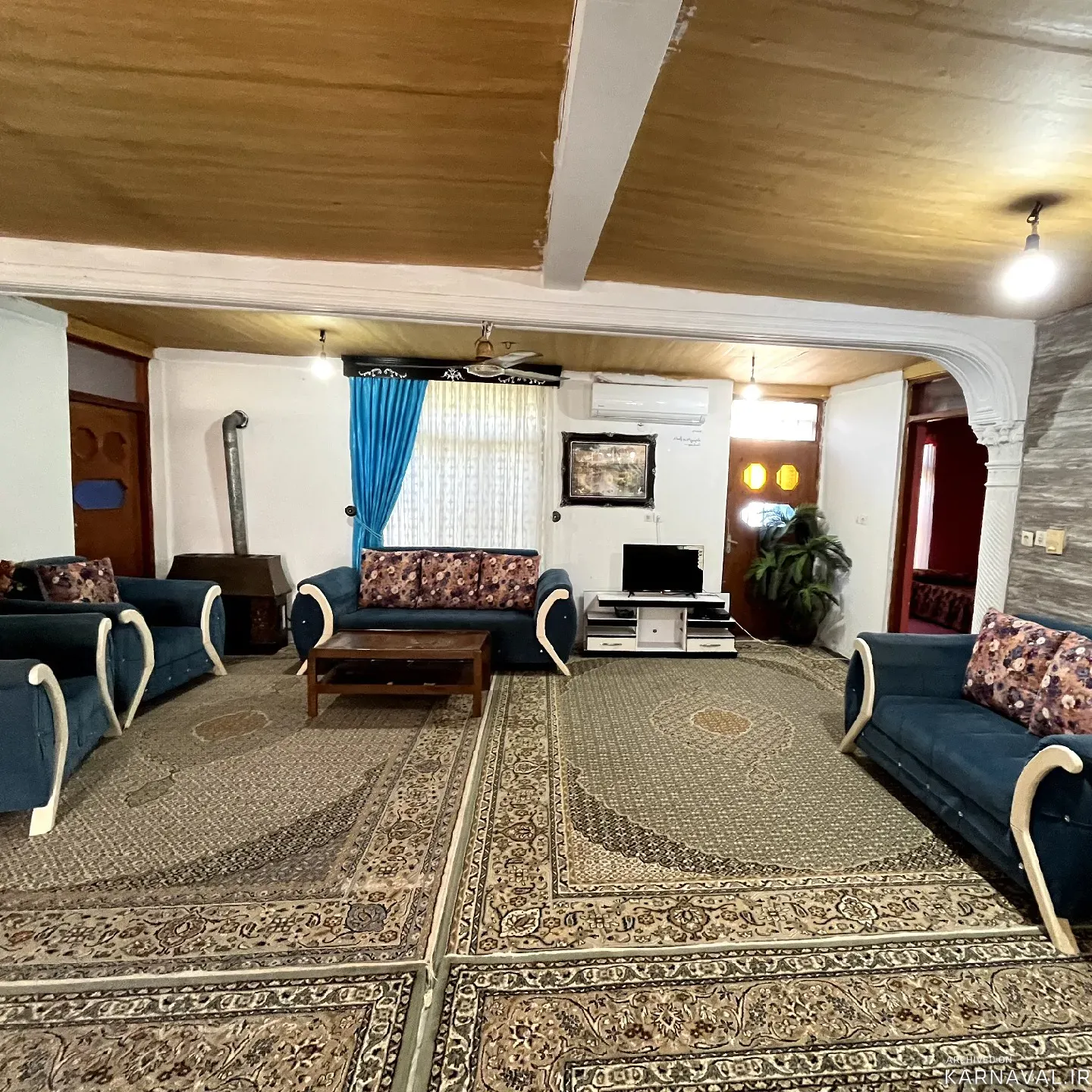 ویلا استخردار آبگرم صادقی با جکوزی سرخ رود