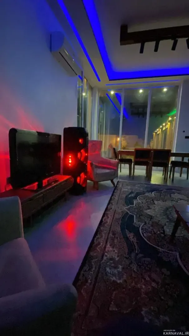 ویلا استخردار آبگرم ستاره شب با فوتبال دستی کردان