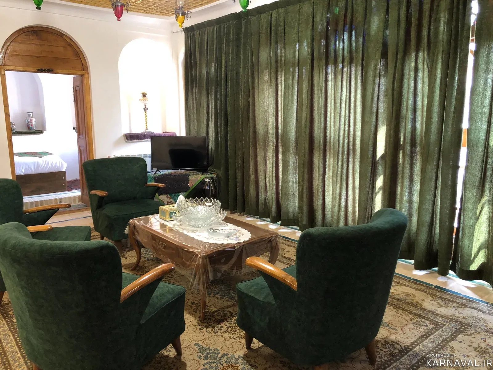 هتل سنتی نبوی (شاهنشین) با صبحانه رایگان قزوین هتل سنتی نبوی (شاهنشین) با صبحانه رایگان قزوین
