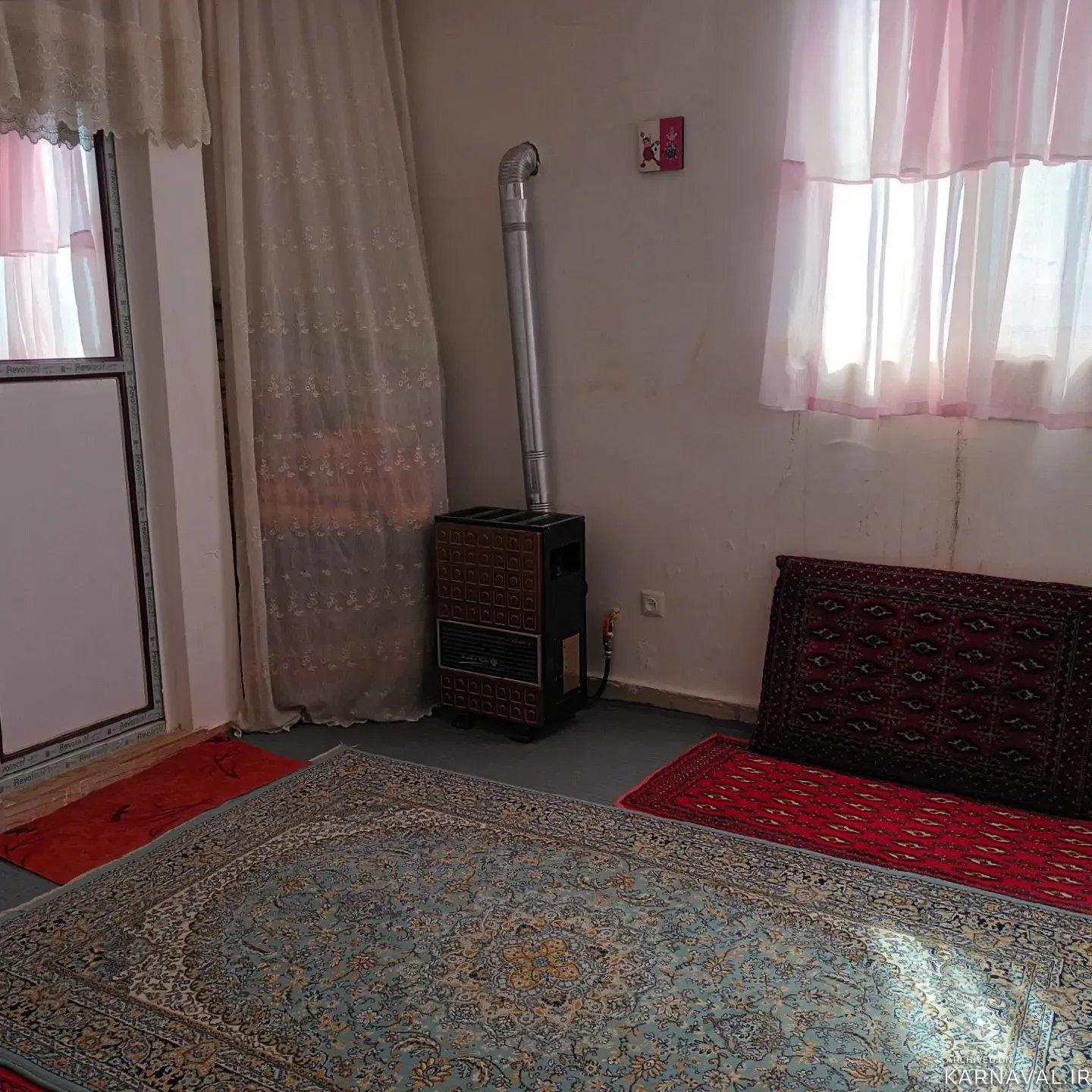 خانه درمیان  دورود
