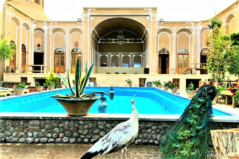 اقامتگاه بوم‌گردی سرای جهانگرد(زیر همکف) مهریز