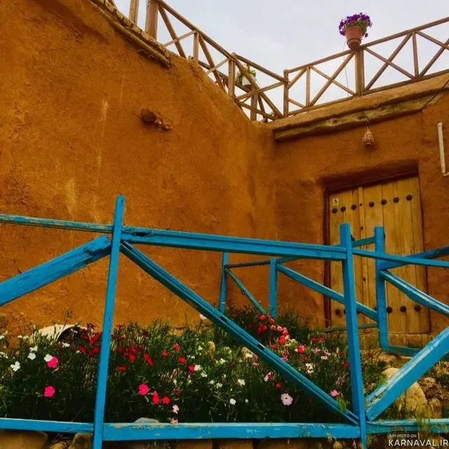 اقامتگاه بومگردی یادگار مجن(اتاق گل سرخ) شاهرود اقامتگاه بومگردی یادگار مجن(اتاق گل سرخ) شاهرود