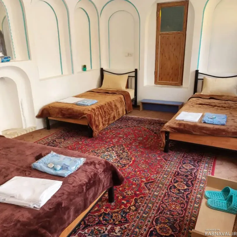 هتل سنتی صادقی (اتاق ۱ سوریجان) کاشان