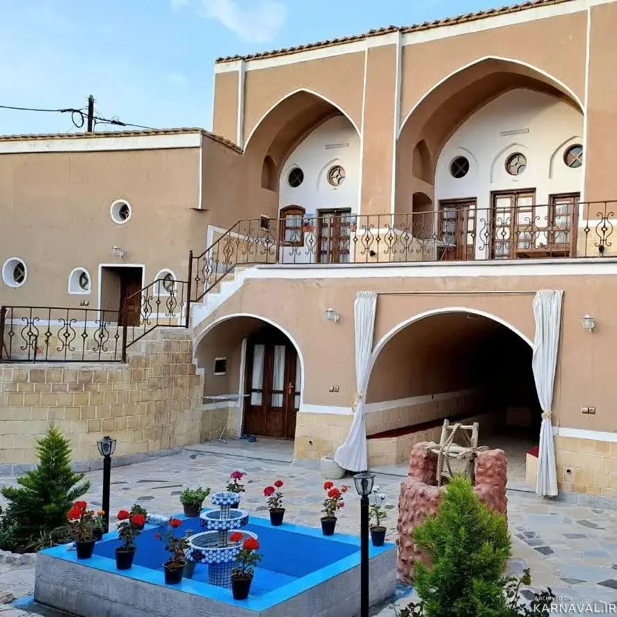 اقامتگاه بوم‌گردی  برج کبوتر (اتاق ۶ نفره) فلاورجان
