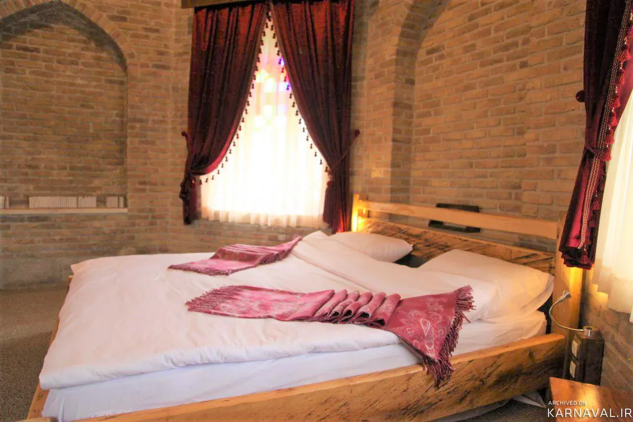 هتل سنتی هتل کاروانسرای یام (پنج تخته VIP) مرند