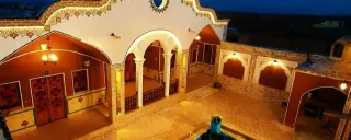 اقامتگاه بومگردی عمارت کهن آران و بیدگل اقامتگاه بومگردی عمارت کهن آران و بیدگل