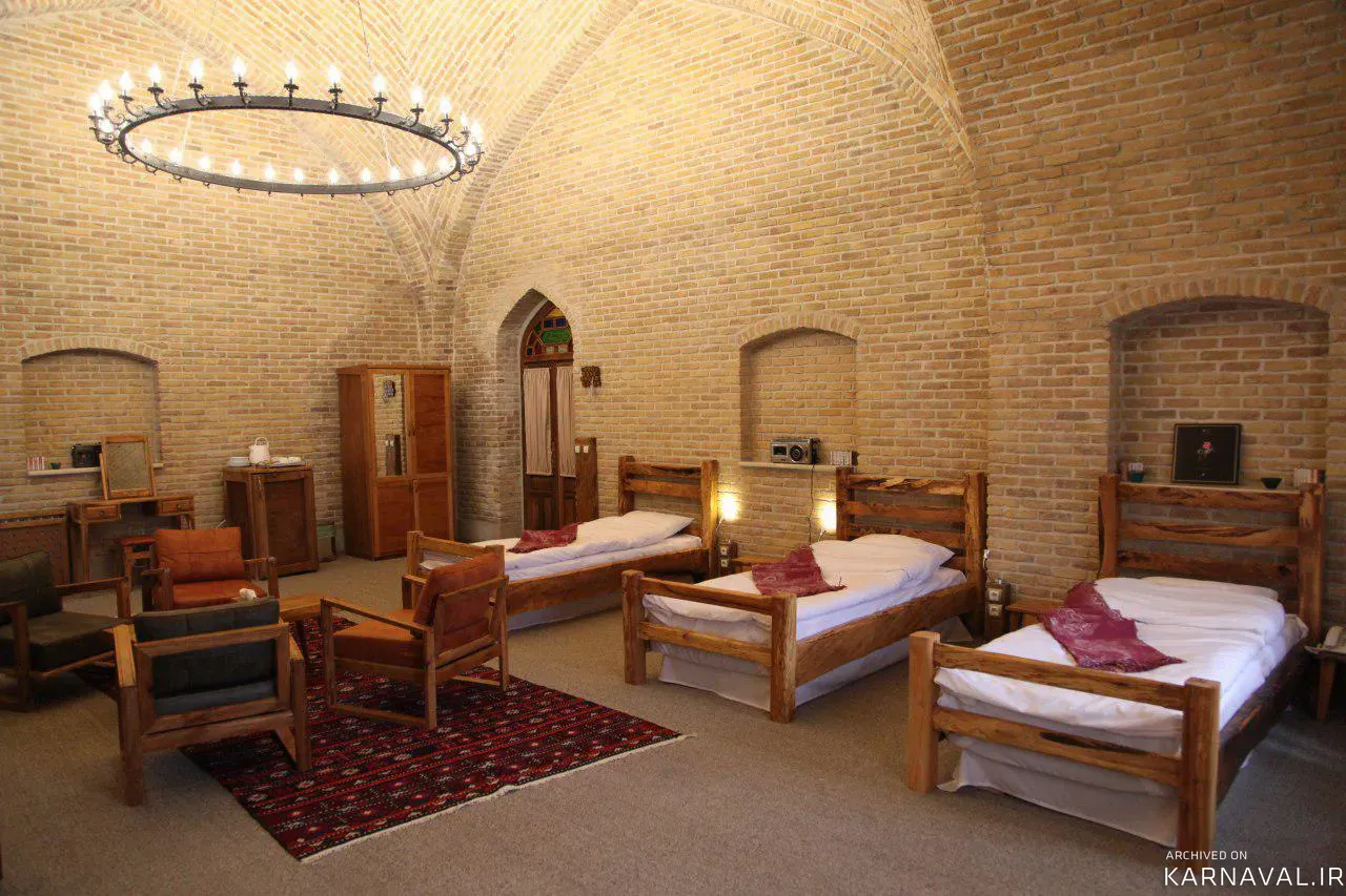 هتل سنتی هتل کاروانسرای یام (پنج تخته VIP) مرند هتل سنتی هتل کاروانسرای یام (پنج تخته VIP) مرند