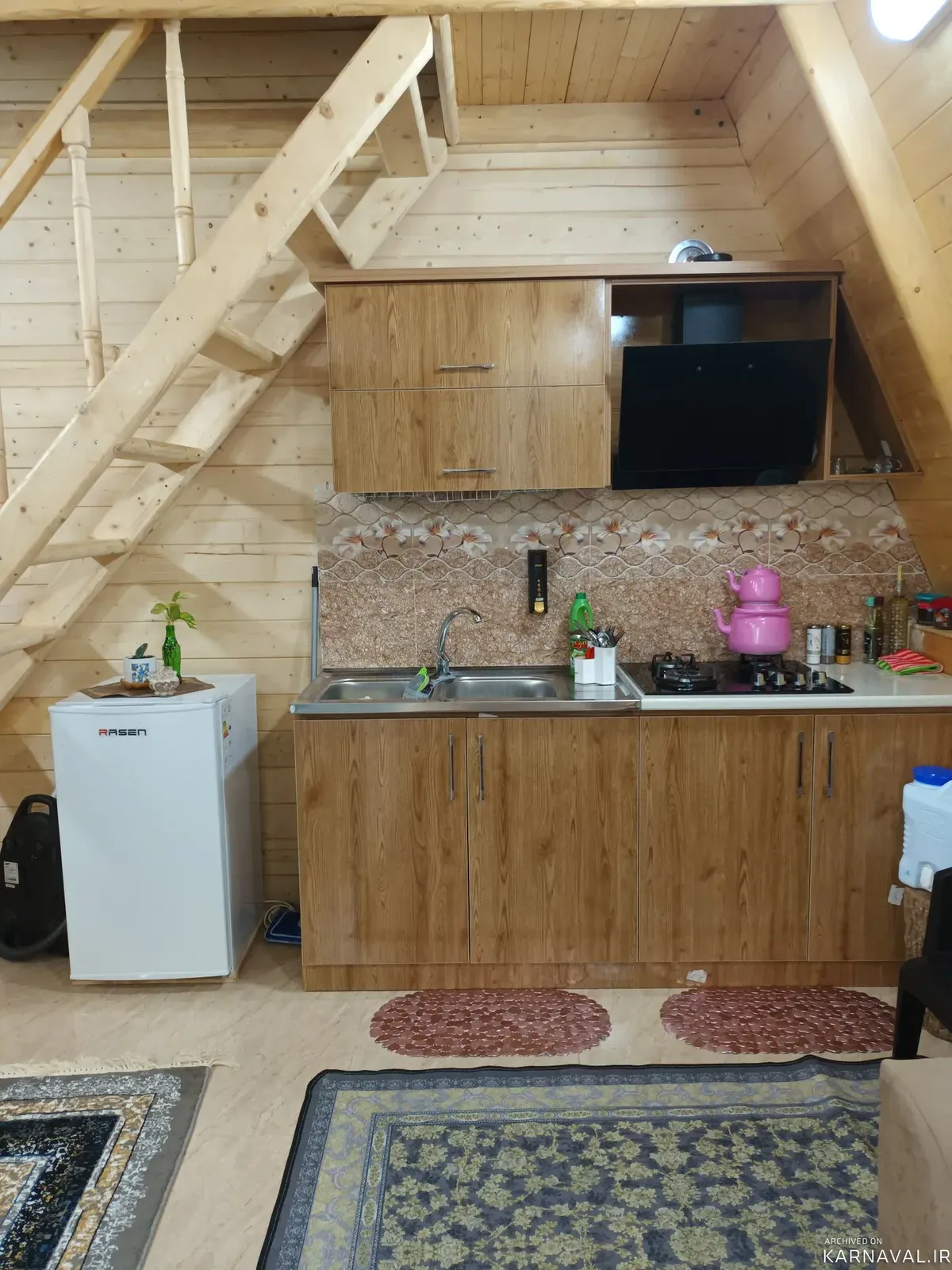 کلبه سوئیسی مایسا رشت کلبه سوئیسی مایسا رشت