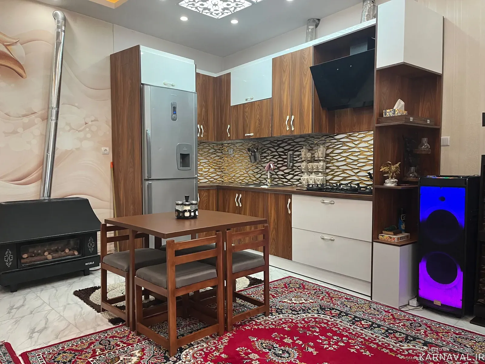 ویلا استخردار آبگرم سرپوشیده زنبق سهیلیه