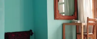 اقامتگاه بومگردی موزه اسباببازی (اتاق 1) کاشان اقامتگاه بومگردی موزه اسباببازی (اتاق 1) کاشان