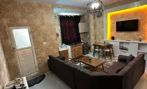 سوییت کمیل (۲) در آزادی تهران سوییت کمیل (۲) در آزادی تهران