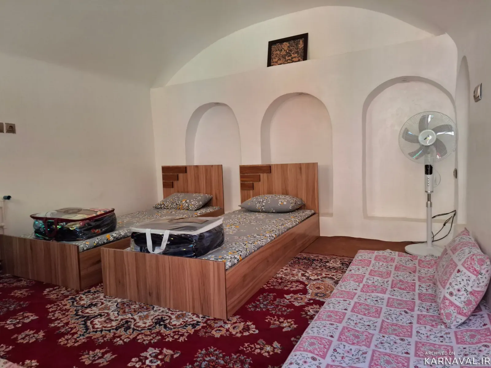 اقامتگاه بومگردی دیار نون (واحد سپیدار) نجف آباد اقامتگاه بومگردی دیار نون (واحد سپیدار) نجف آباد