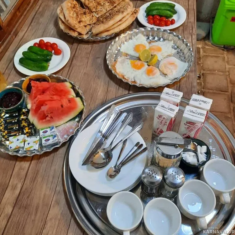 هتل سنتی افوشتا - اتاق خوش نشین نطنز