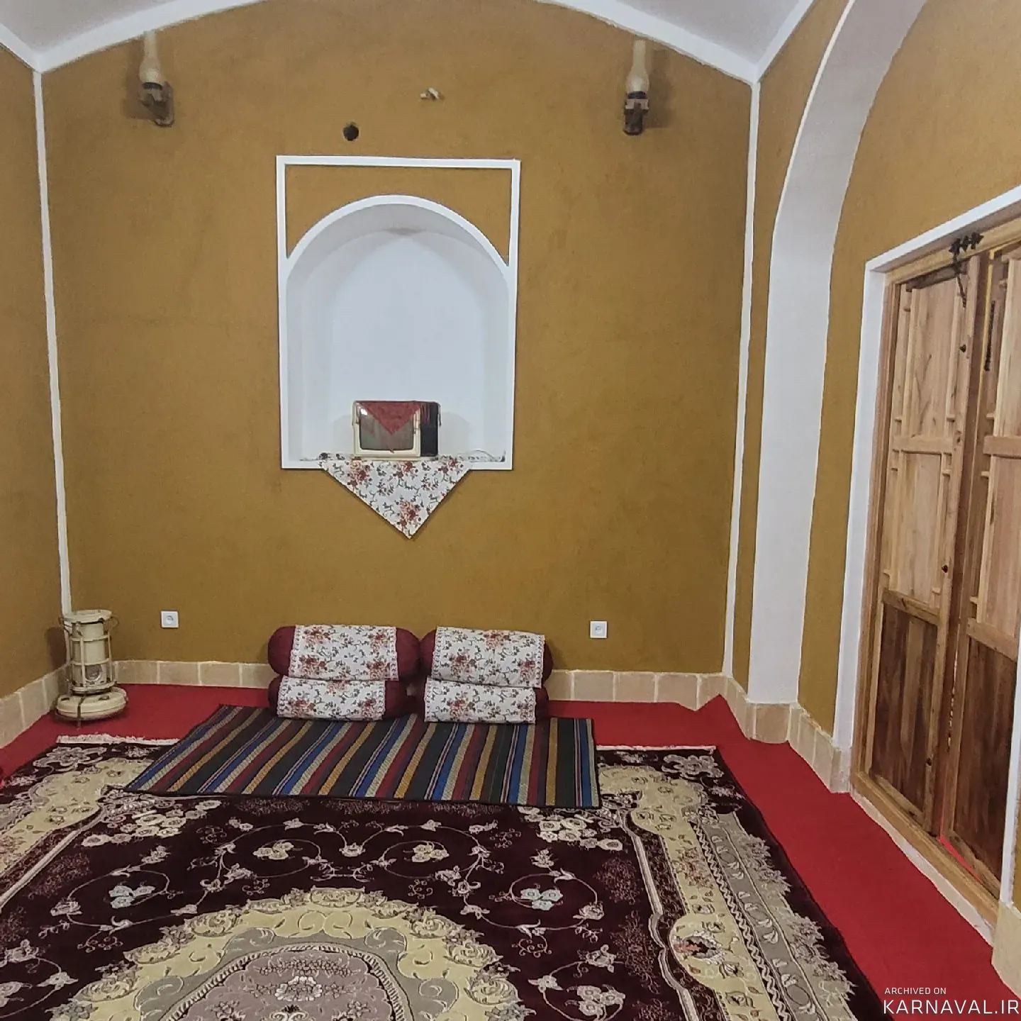 اقامتگاه بوم‌گردی ترنج (اتاق شاه نشین) کاشان