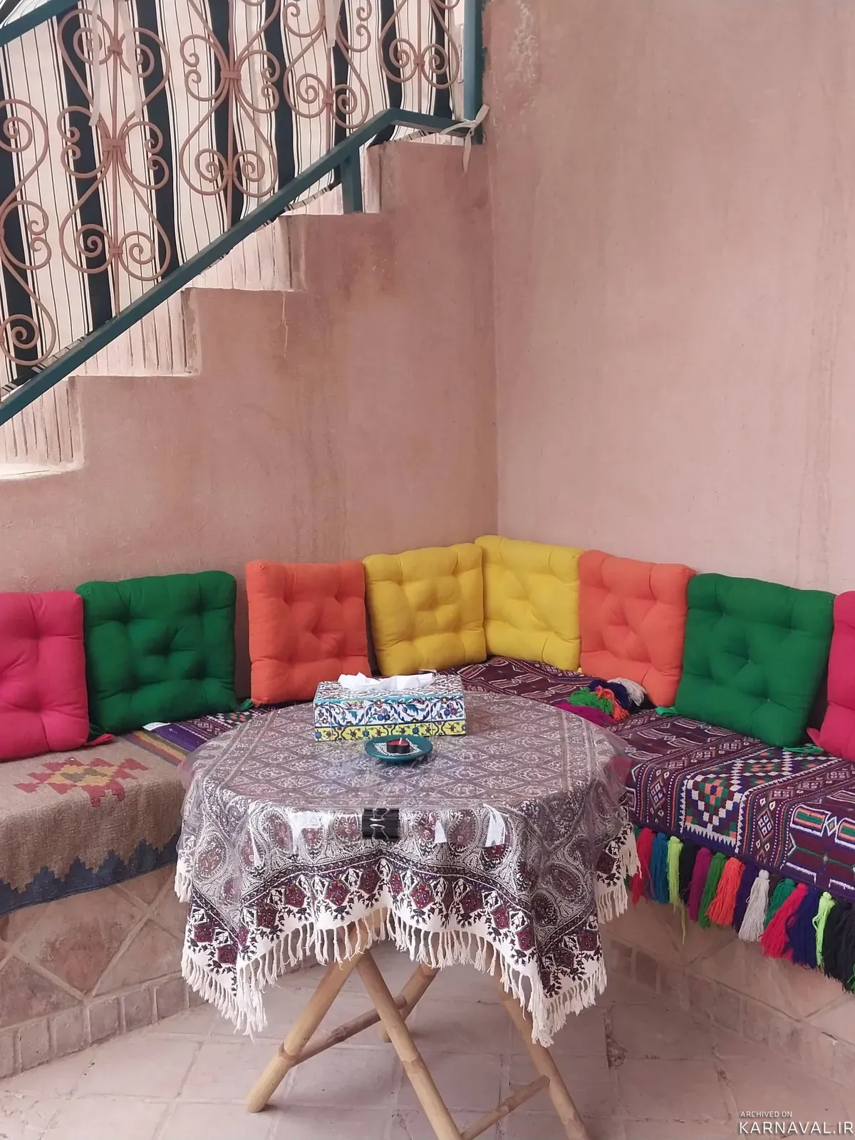 اقامتگاه بوم‌گردی سرای مهرآفرین روستای مرق (اتاق 1) نیاسر