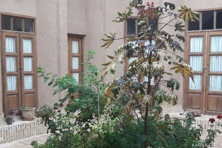 اقامتگاه بومگردی خانه رستم(اتاق خدابخش) یزد اقامتگاه بومگردی خانه رستم(اتاق خدابخش) یزد