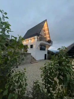 ویلا سوئیسی کاج مرزن آباد ویلا سوئیسی کاج مرزن آباد