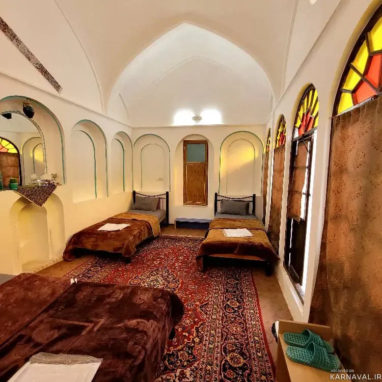 هتل سنتی صادقی (اتاق ۱ سوریجان) کاشان