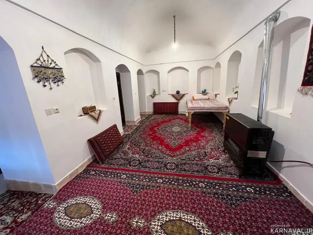 اقامتگاه بومگردی بابابزرگ (پنج دری) شاهین شهر اقامتگاه بومگردی بابابزرگ (پنج دری) شاهین شهر