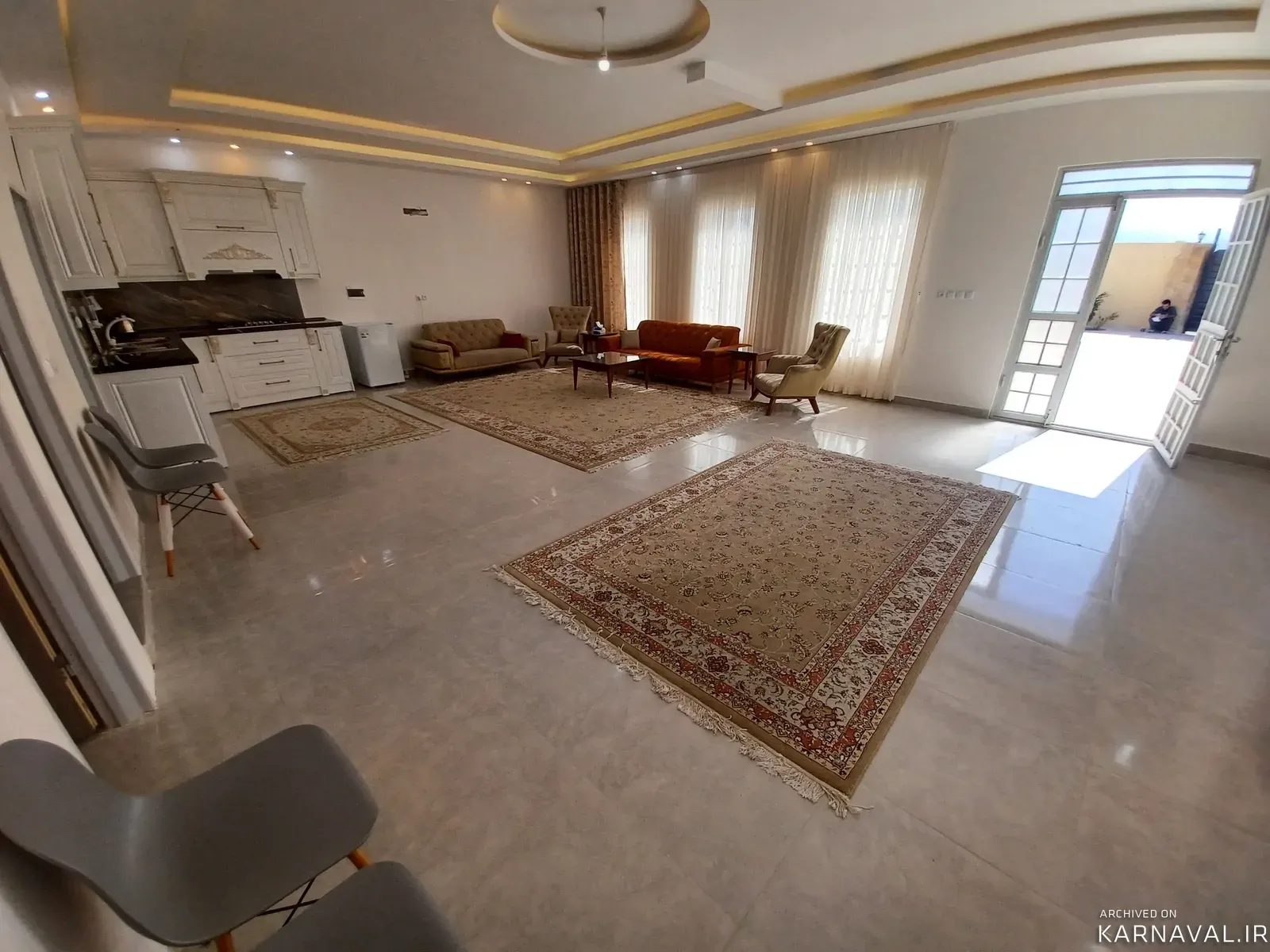 ویلا استخردار آبسرد نفیس (۶) با فوتبال دستی مشهد