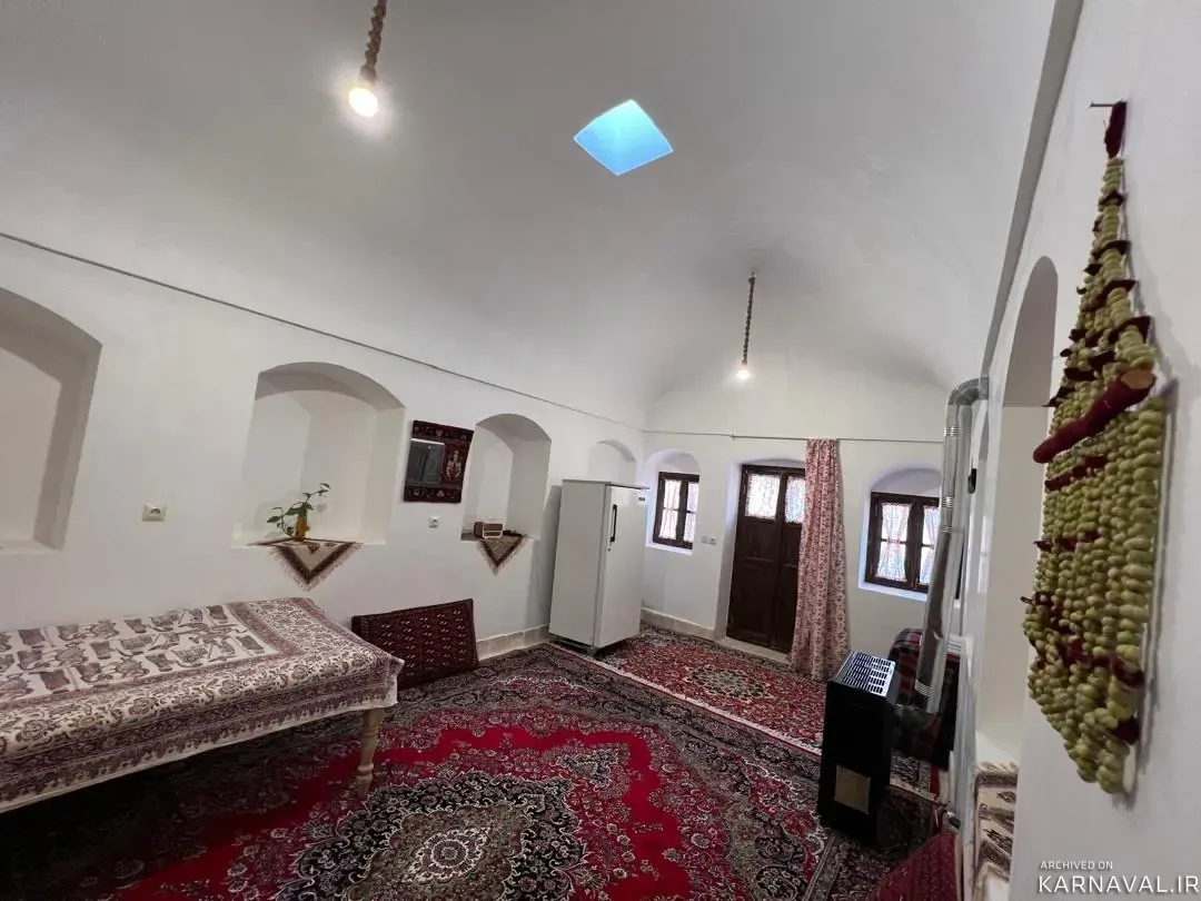 اقامتگاه بوم‌گردی بابابزرگ (ایوان) شاهین شهر