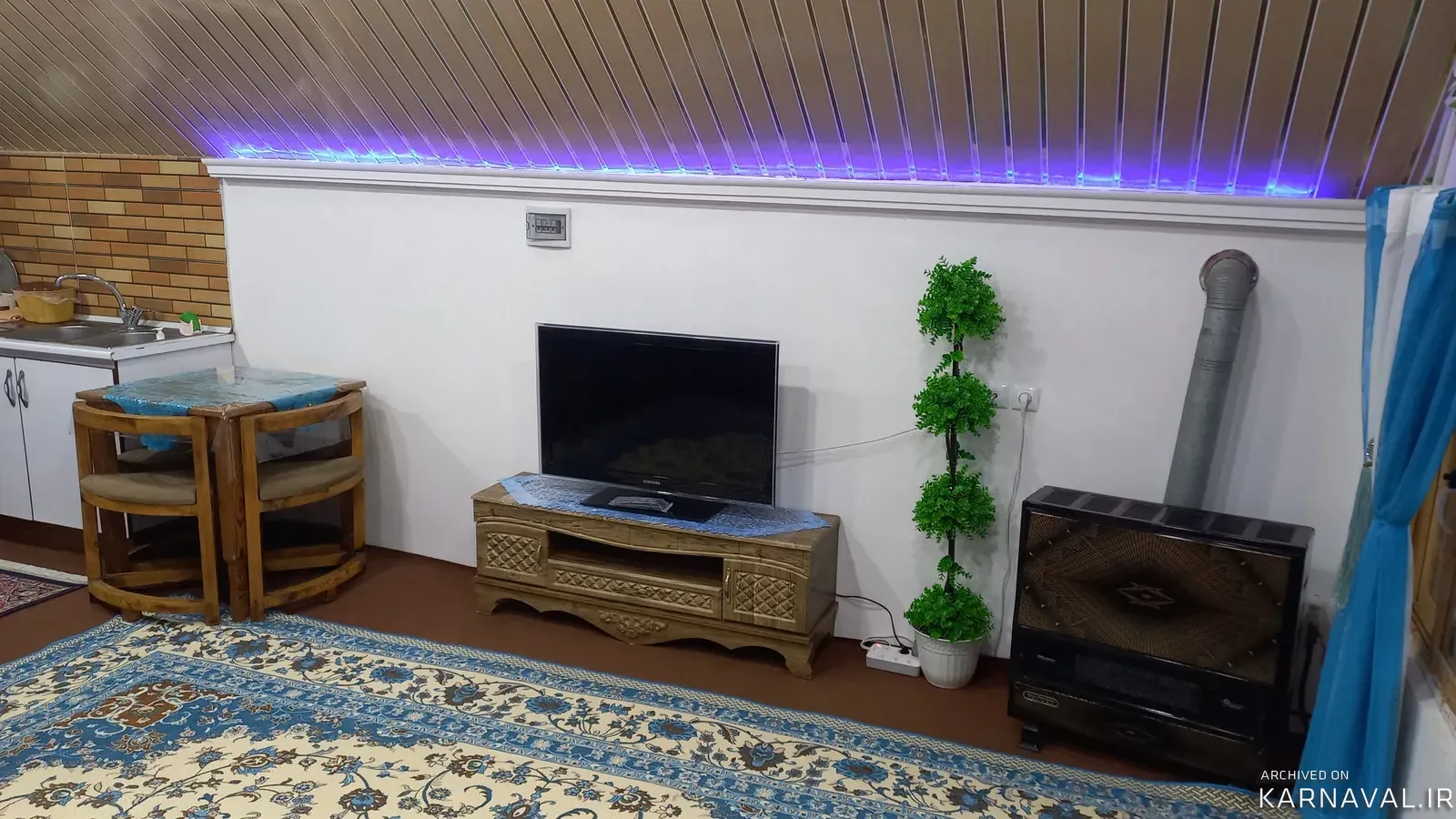 کلبه چوبی ترنج آستانه اشرفیه
