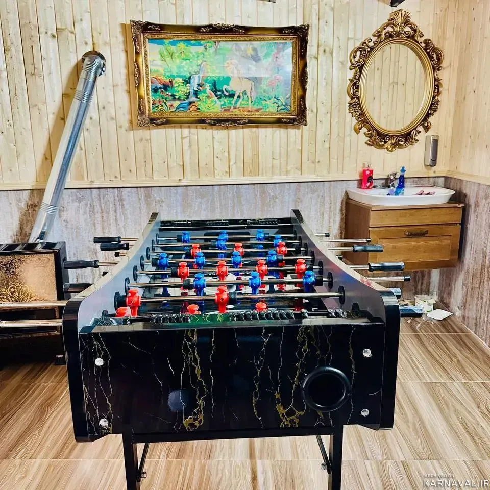 کلبه چوبی سوئیسی سازیر جکوزی دار شیرگاه