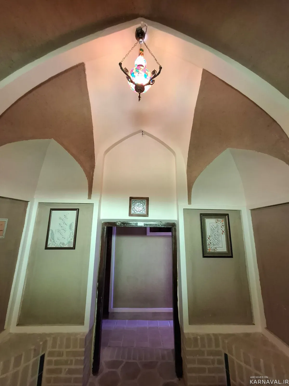 اقامتگاه بومگردی دیوان سالار (فانوس) با صبحانه رایگان نائین اقامتگاه بومگردی دیوان سالار (فانوس) با صبحانه رایگان نائین
