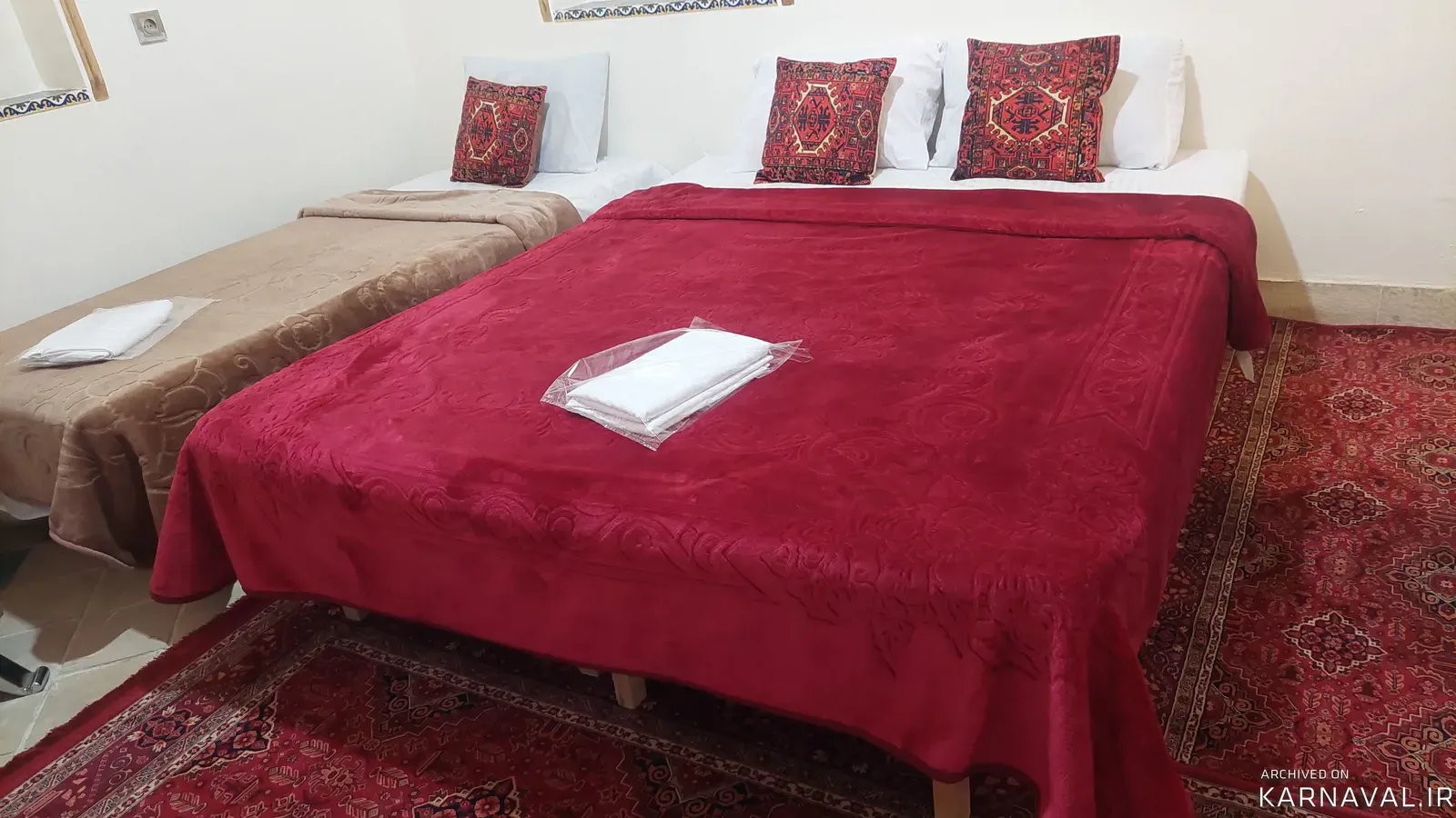 هتل سنتی اقامتگاه سنتی ملک تاج(واحد سه دری) شیراز هتل سنتی اقامتگاه سنتی ملک تاج(واحد سه دری) شیراز