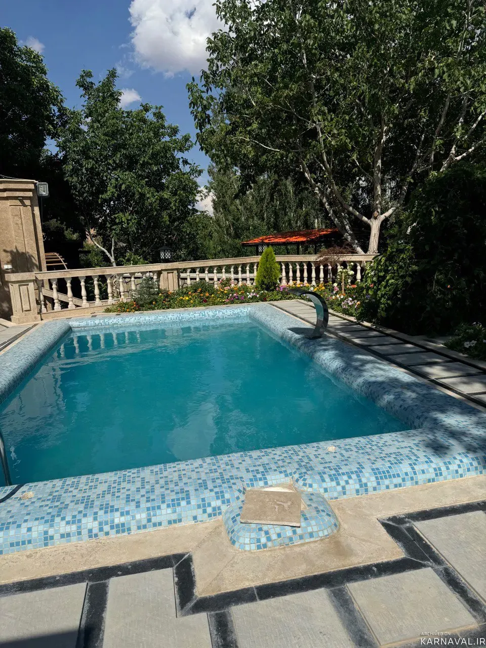 ویلا مهر و ماه شهمیرزاد