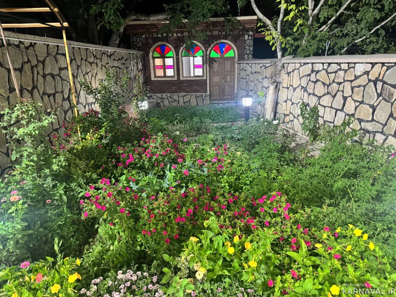 ویلا مهر و ماه شهمیرزاد