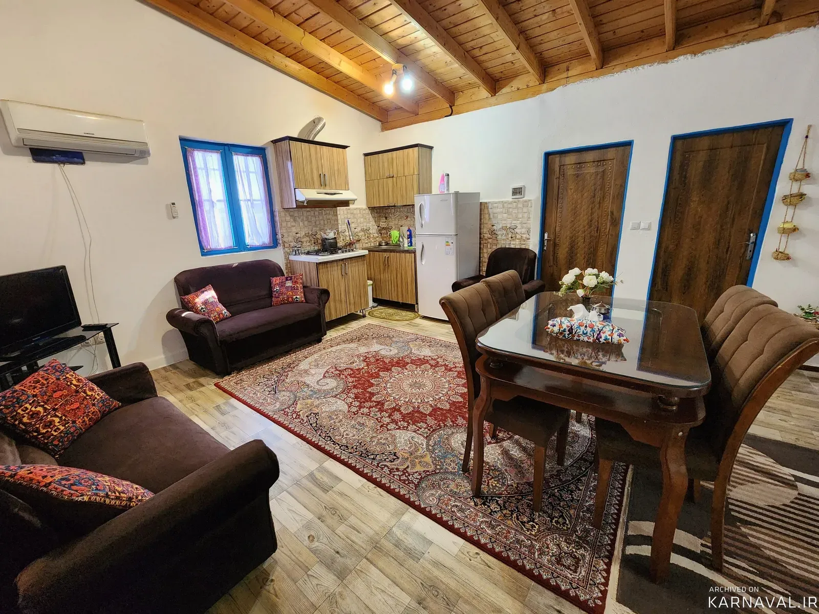 ویلا  سنتی افرا  انزلی