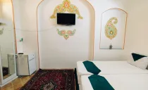 هتل سنتی چهارباغ (۱۰۳) با صبحانه رایگان کاشان هتل سنتی چهارباغ (۱۰۳) با صبحانه رایگان کاشان