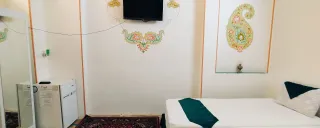 هتل سنتی چهارباغ (۱۰۳) با صبحانه رایگان کاشان هتل سنتی چهارباغ (۱۰۳) با صبحانه رایگان کاشان