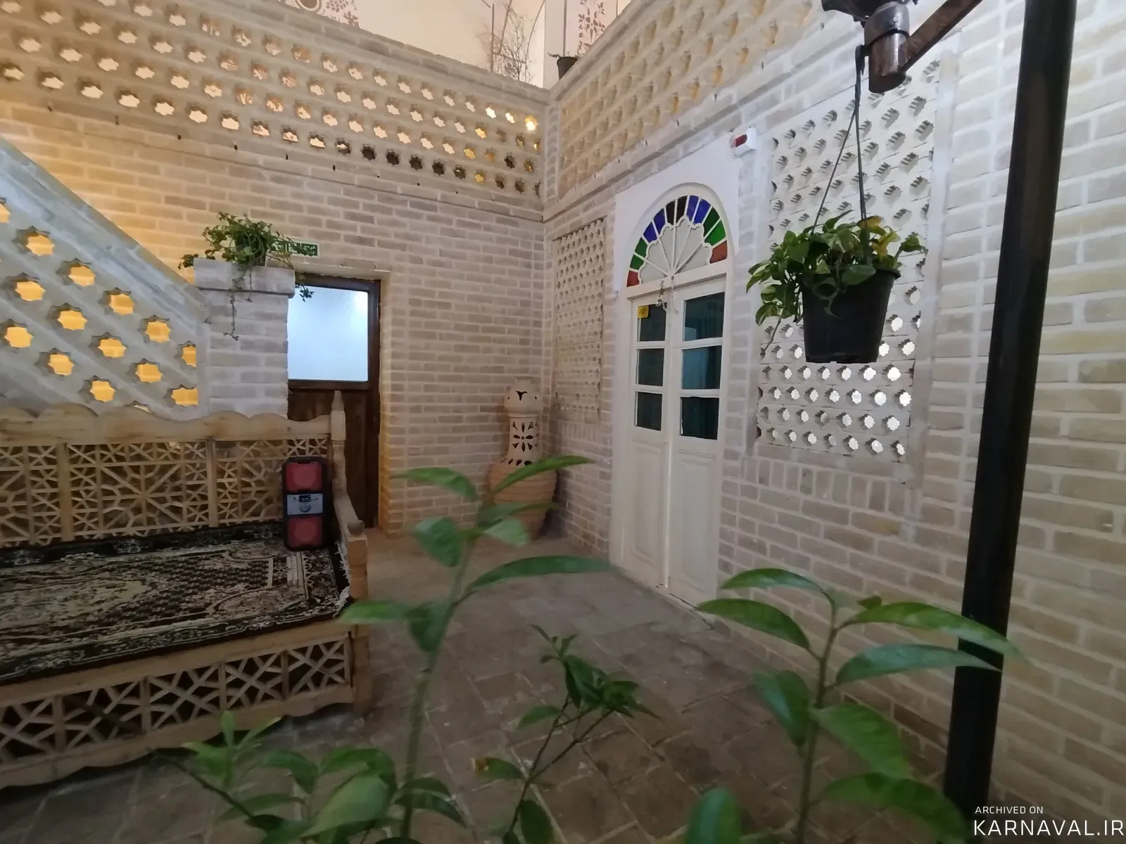 هتل سنتی چهارباغ (107) با صبحانه رایگان کاشان