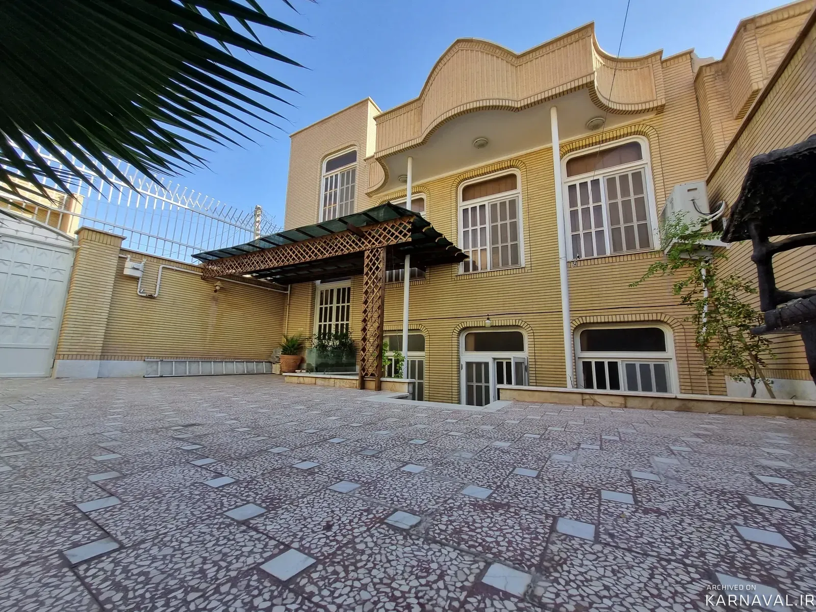 سوییت نقلی یگانه کاشان سوییت نقلی یگانه کاشان