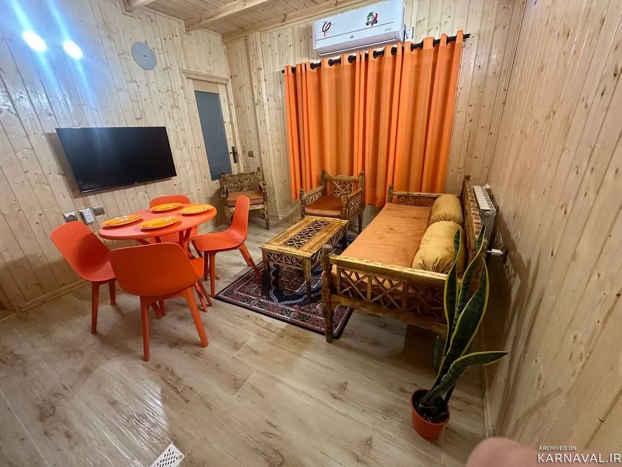 کلبه  گل اهار با وان جکوزی سوادکوه