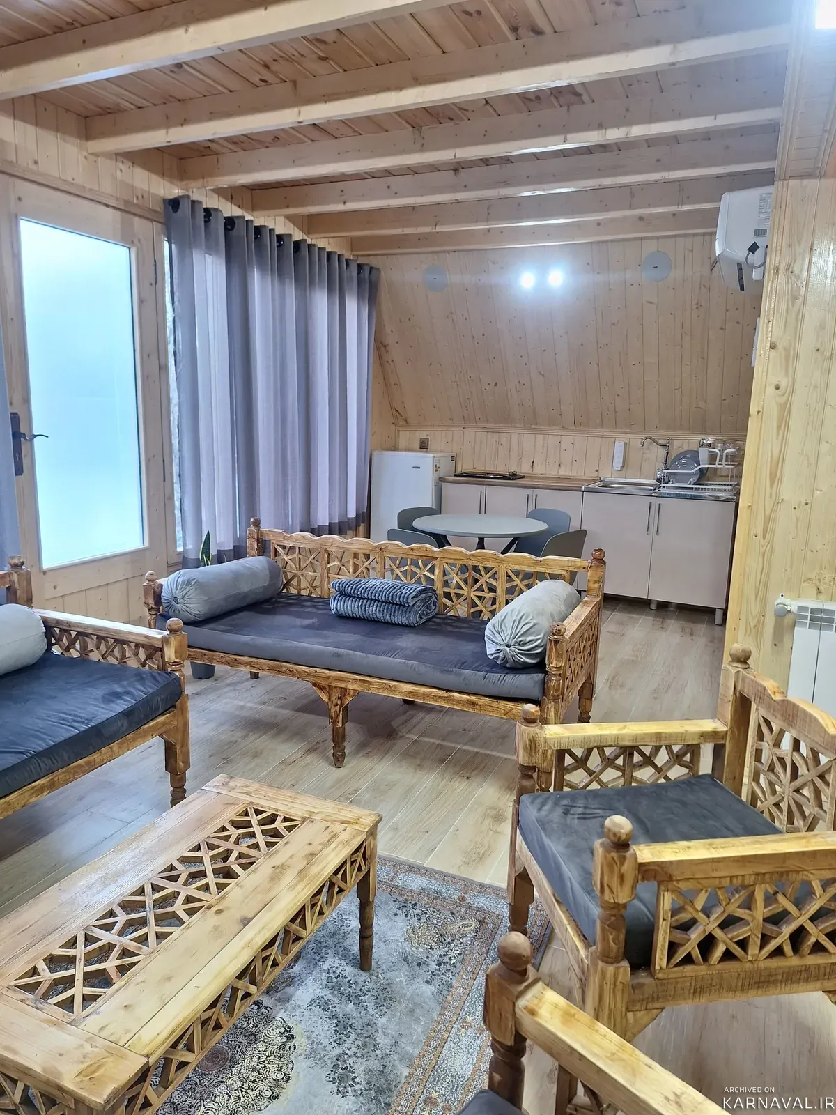 کلبه ابری نقره ای با وان جکوزی سوادکوه کلبه ابری نقره ای با وان جکوزی سوادکوه