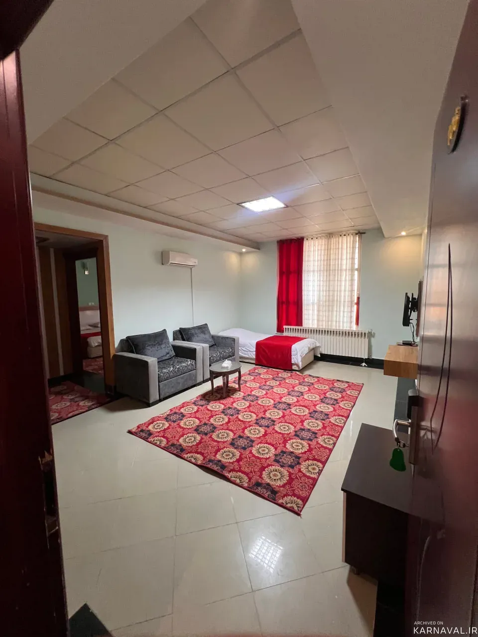 https://media.karnaval.ir/uploads/2025/04/97367.webp