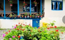 کلبه سنتی ویدار سنگر کلبه سنتی ویدار سنگر