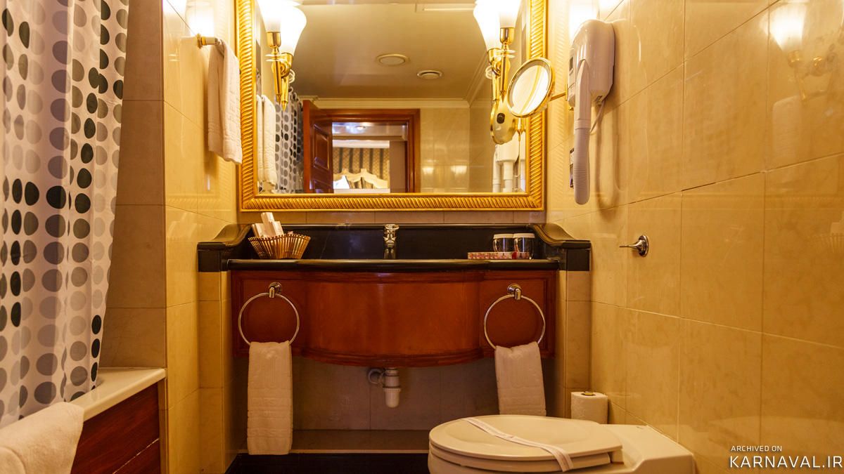 هتل پارسیان استقلال تهران