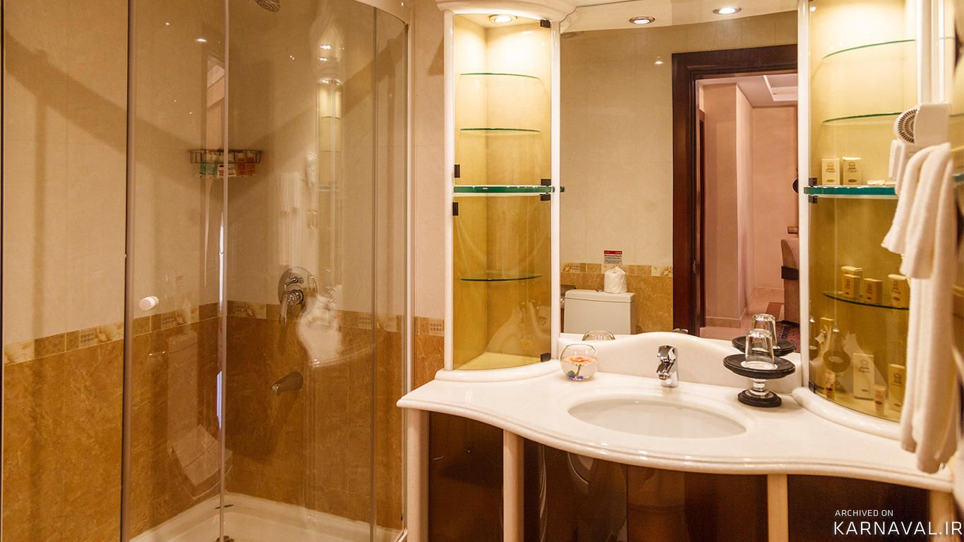 هتل اسپیناس بلوار تهران هتل اسپیناس بلوار تهران