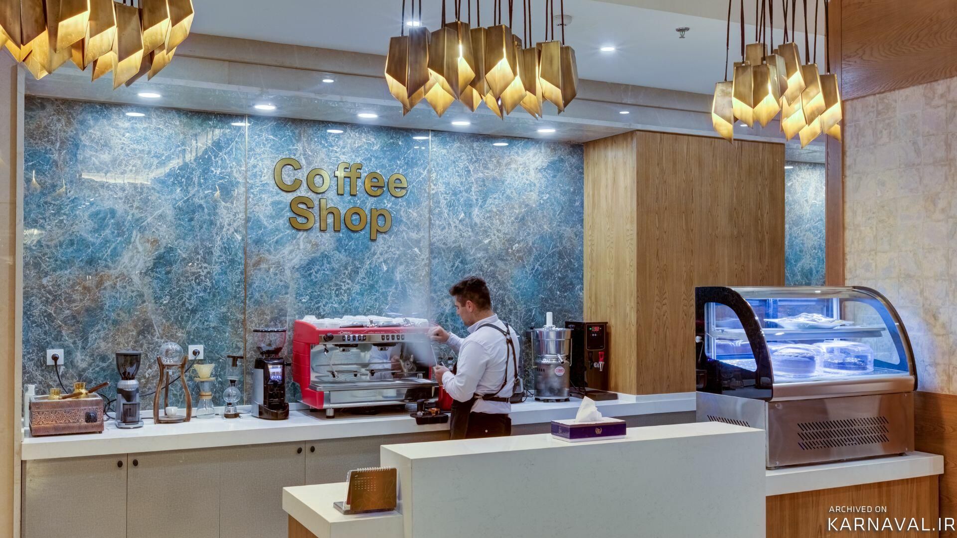 هتل خورشید هشتم رئوف کوثر