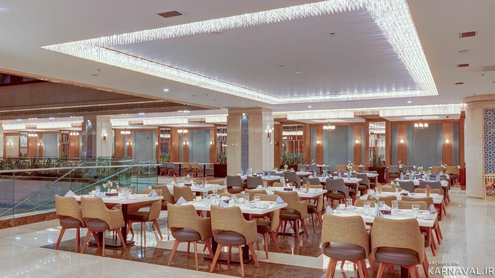 هتل خورشید هشتم رئوف کوثر