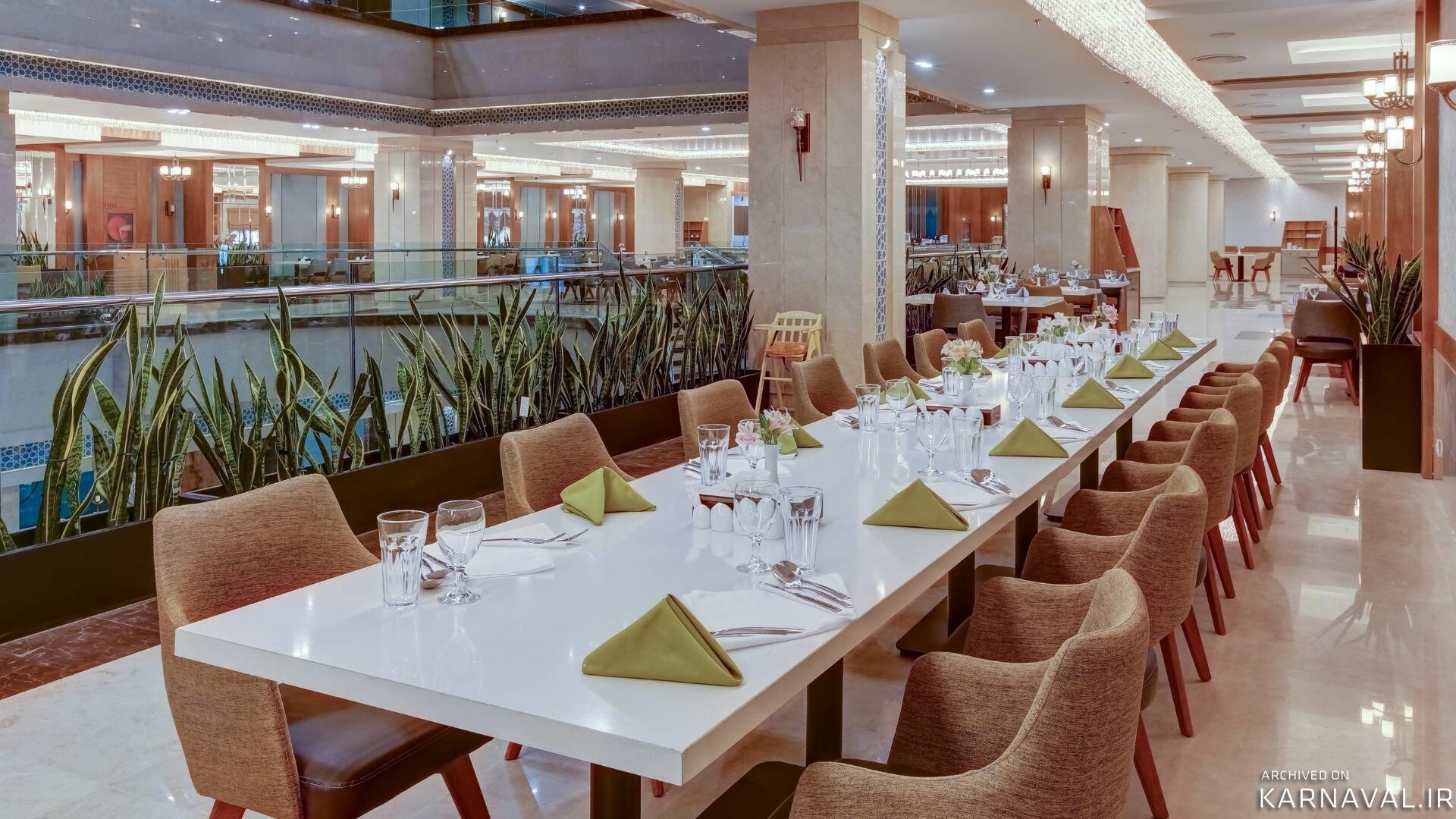 هتل خورشید هشتم رئوف کوثر