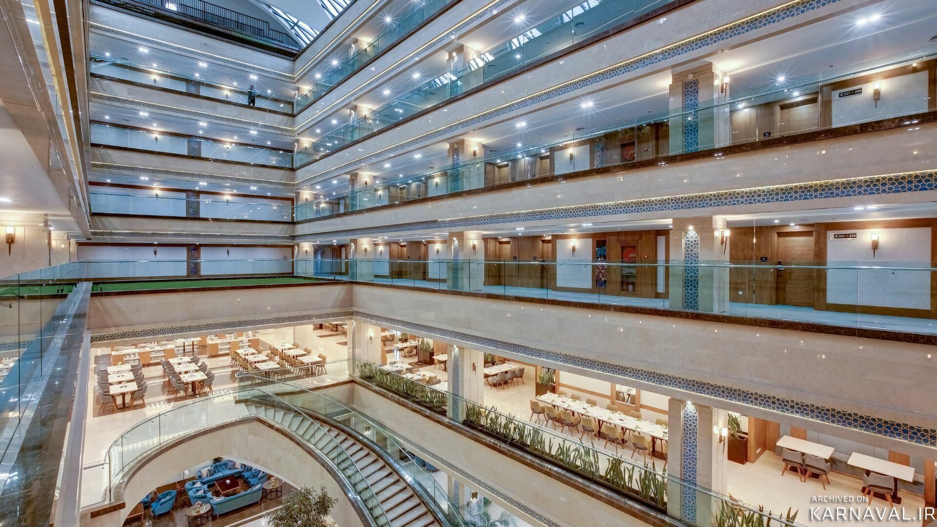 هتل خورشید هشتم رئوف کوثر