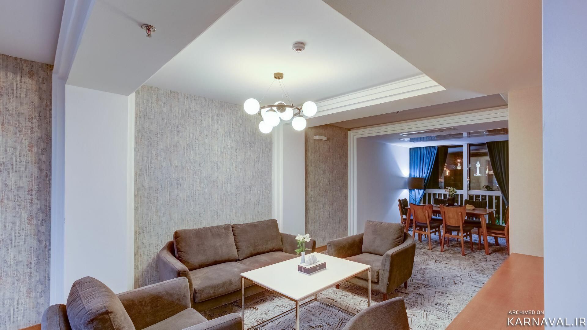 هتل خورشید هشتم رئوف کوثر