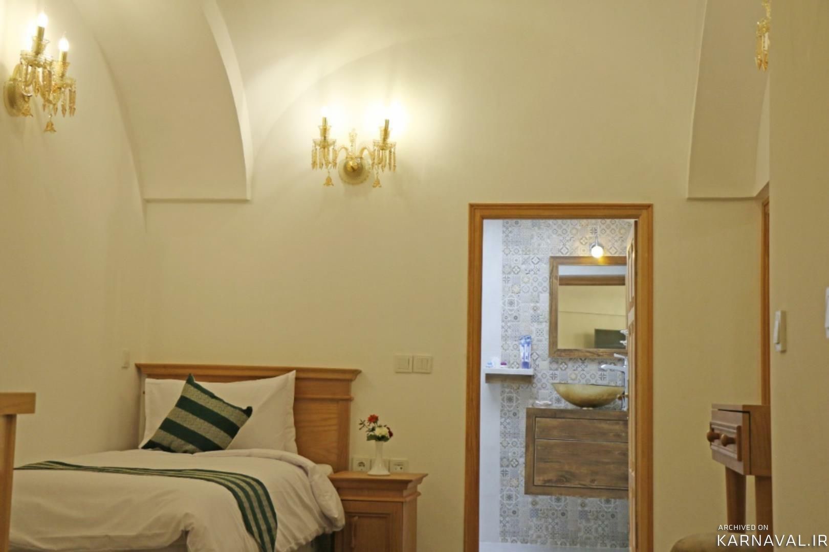 هتل بوتیک کاروانیکا کرمان