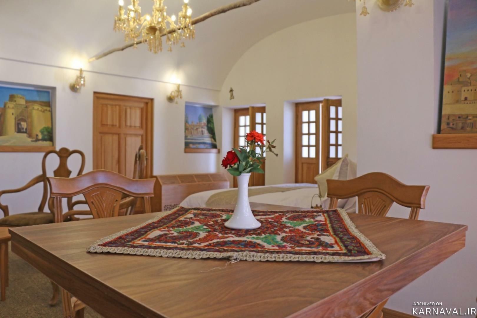 هتل بوتیک کاروانیکا کرمان